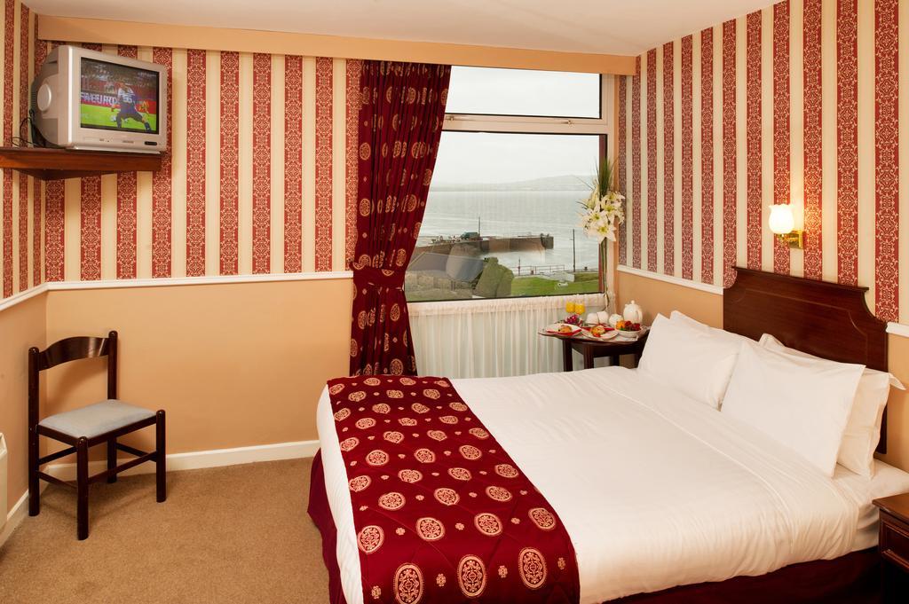 Logues Liscannor Hotel Pokoj fotografie