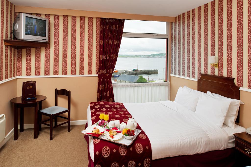 Logues Liscannor Hotel Pokoj fotografie